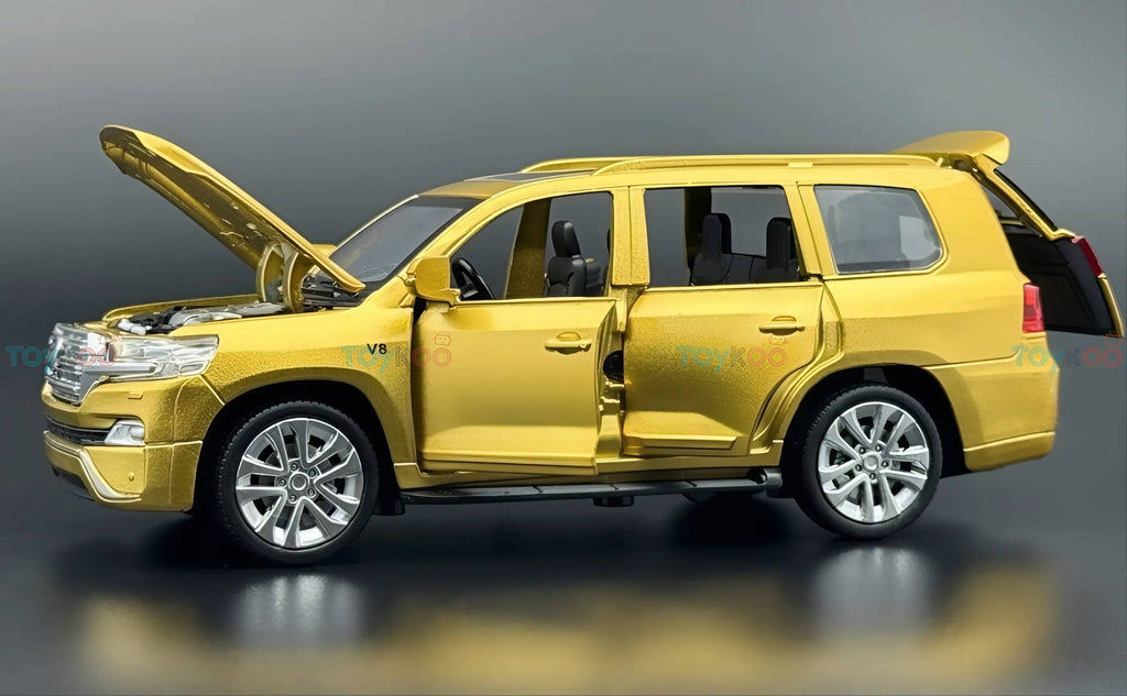 Toyota Land Cruiser LC200 1:24 diecast Scale Model | Assorted Colors