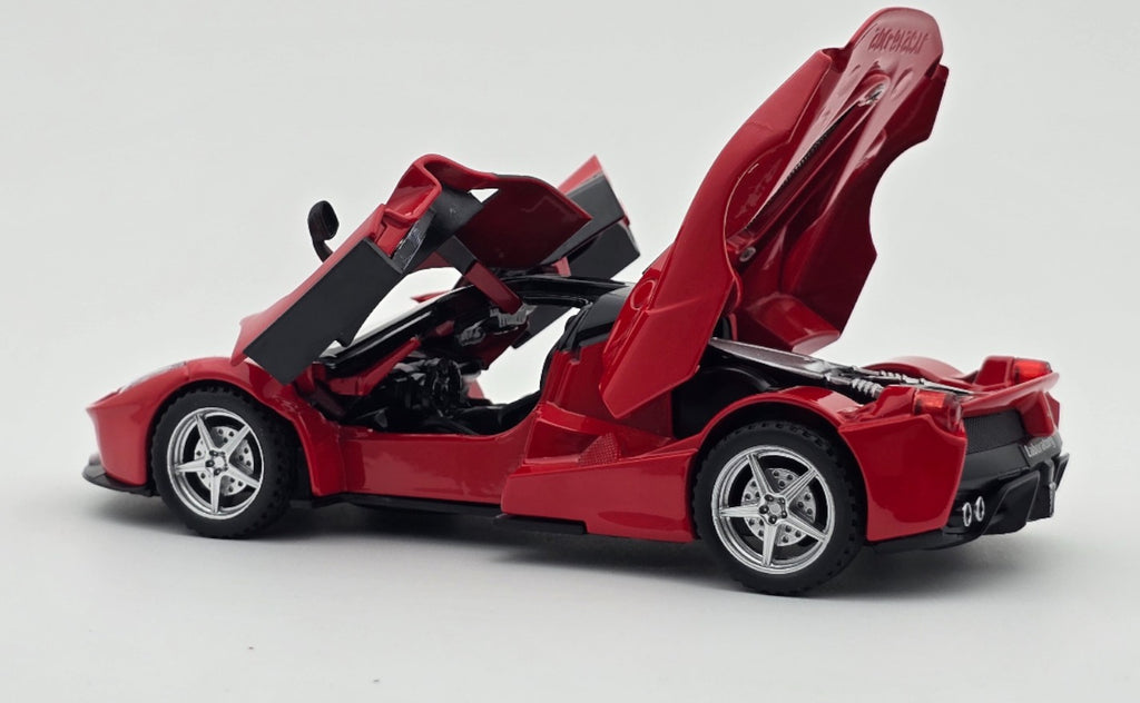 Ferrari LaFerrari 1:24 Diecast Model Car – Assorted Colors
