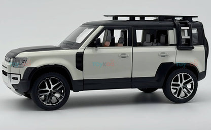 Land Rover Defender 110 1:18 Diecast Scale Model Car | Assorted Colors