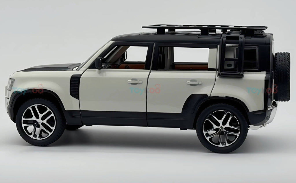 Land Rover Defender 110 1:18 Diecast Scale Model Car | Assorted Colors