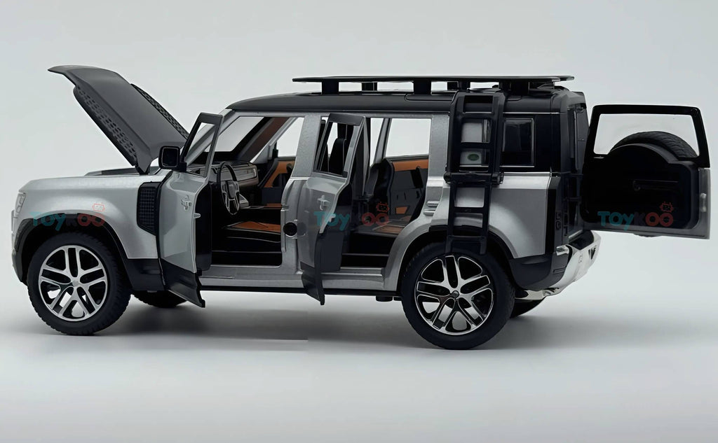 Land Rover Defender 110 1:18 Diecast Scale Model Car | Assorted Colors