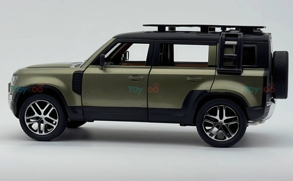 Land Rover Defender 110 1:18 Diecast Scale Model Car | Assorted Colors