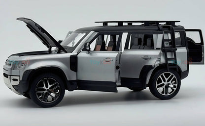 Land Rover Defender 110 1:18 Diecast Scale Model Car | Assorted Colors