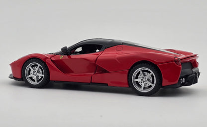 Ferrari LaFerrari 1:24 Diecast Model Car – Assorted Colors