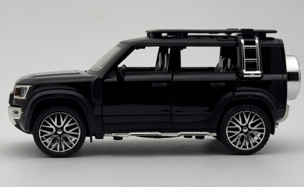 Land Rover Defender 110 1:24 Diecast Scale Model Car | Assorted Colors