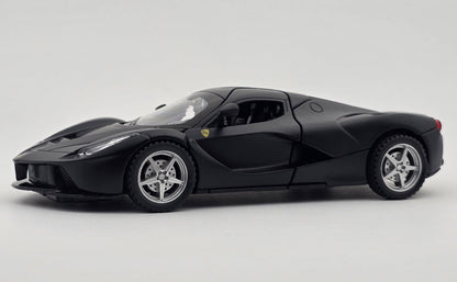 Ferrari LaFerrari 1:24 Diecast Model Car – Assorted Colors
