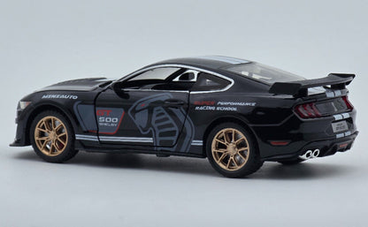 Ford Mustang Shelby GT500 1:24 diecast scale model car