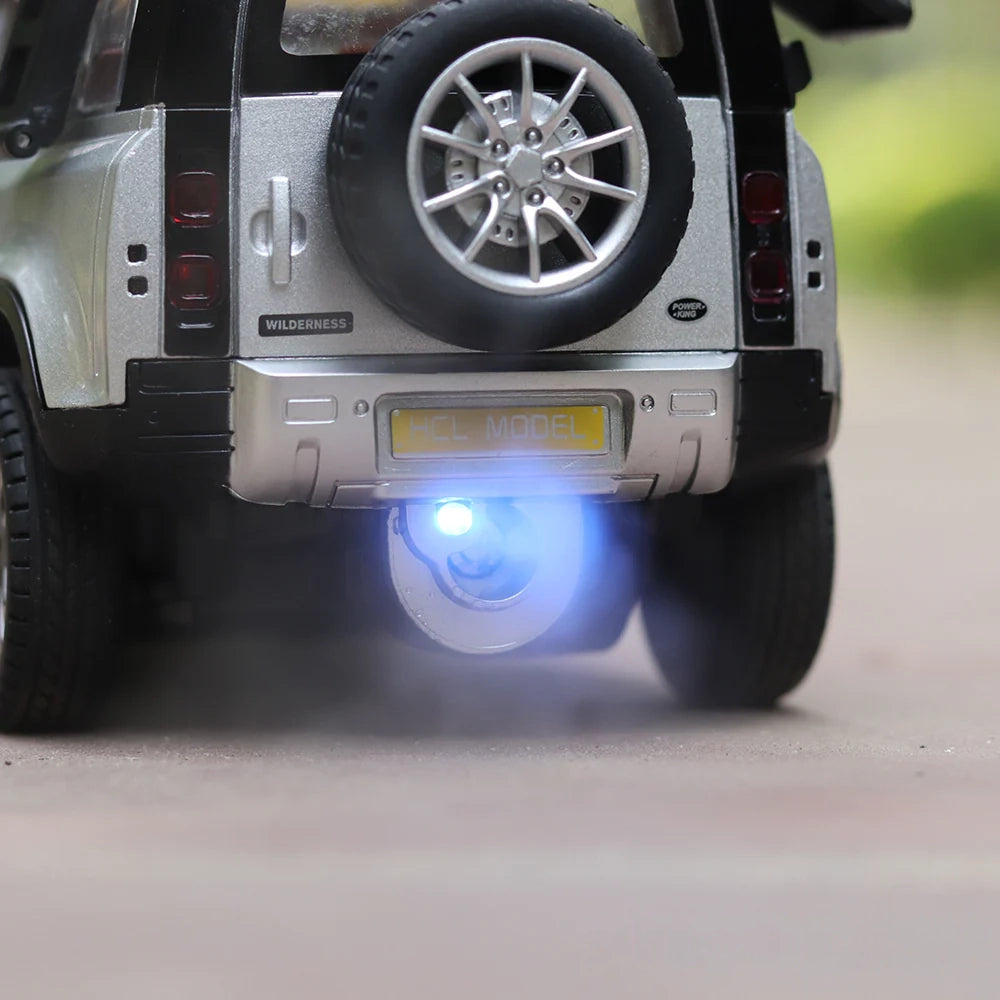 Remote Control Metal Diecast Defender Car with Smoke Effect | Openable Doors & Light | 1:22 Scale