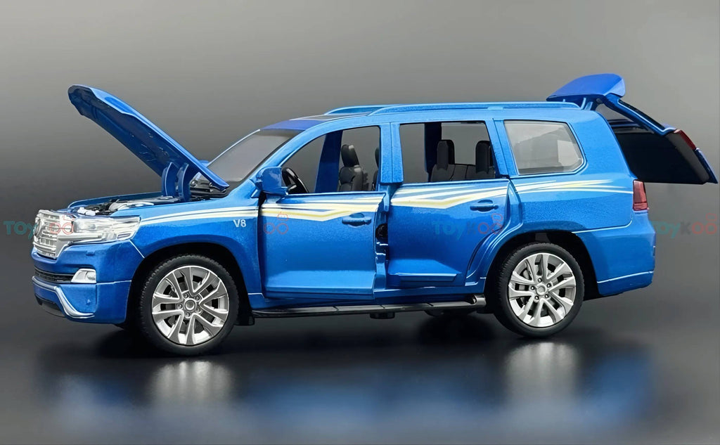 Toyota Land Cruiser LC200 1:24 diecast Scale Model | Assorted Colors
