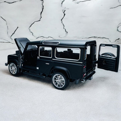 Classic Land Rover Defender 110 1:24 diecast scale model car collectible | Assorted Colors