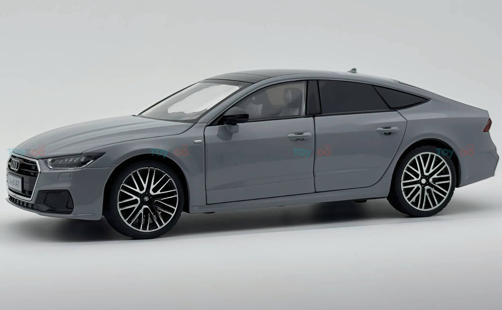 Audi A7 Sportline 1:18 Diecast Scale Model Collectible - Big Car